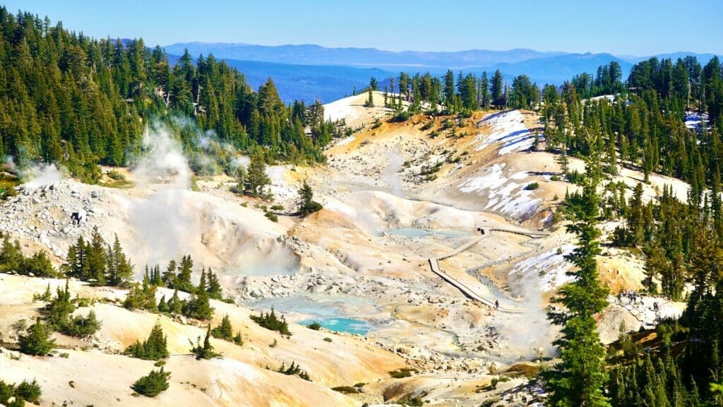 Bumpass Hell Trail in Lassen Volcanic National Park