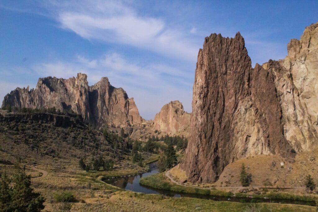 Best places to elope in Oregon - Smith Rock State Park