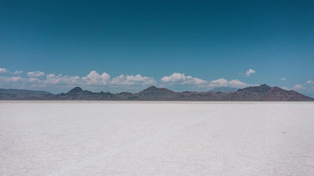 Best places to elope in Oregon - Alvord Desert