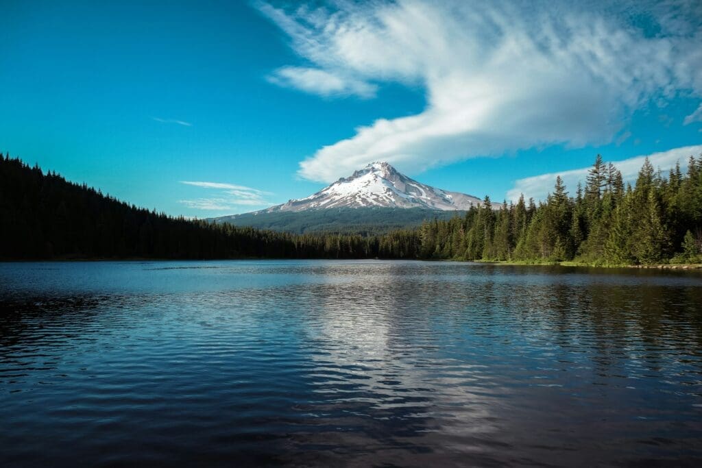 Best places to elope in Oregon - Mount Hood